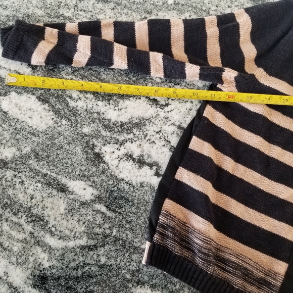 Antropologie Moth Cardigan with Silky Reverse - Picture 5 of 7